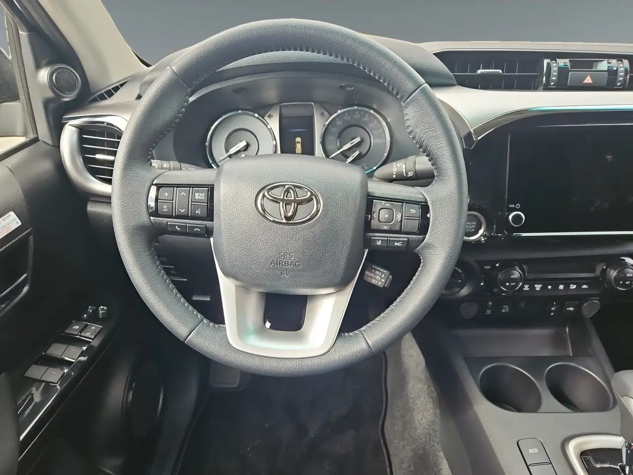 Toyota Hilux 12