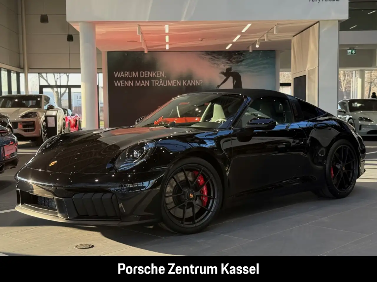 Porsche 992 911