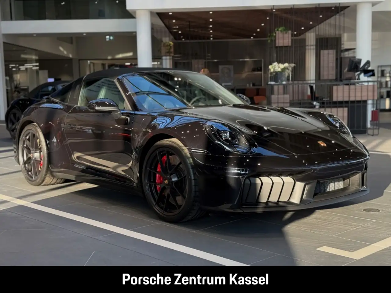 Porsche 992 911 7