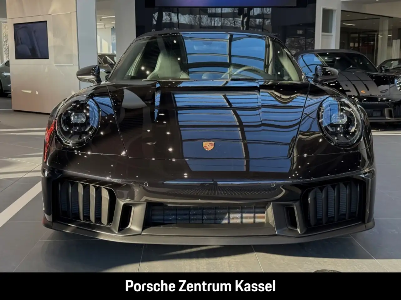 Porsche 992 911 8