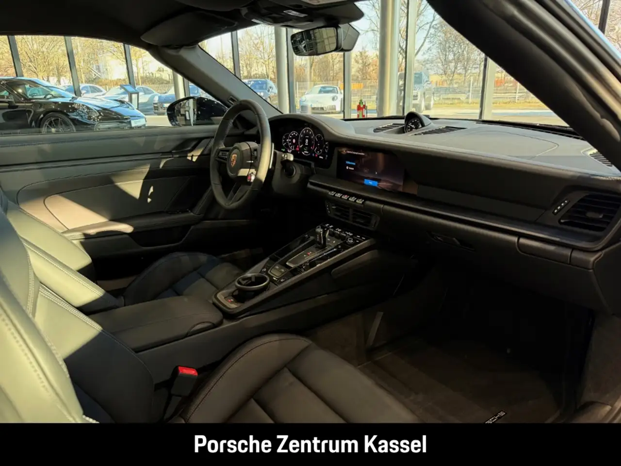 Porsche 992 911 13