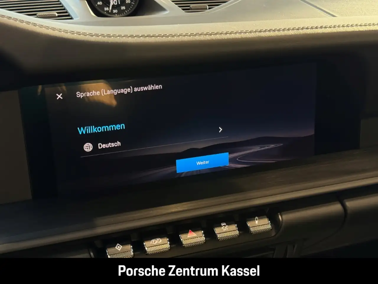 Porsche 992 911 14