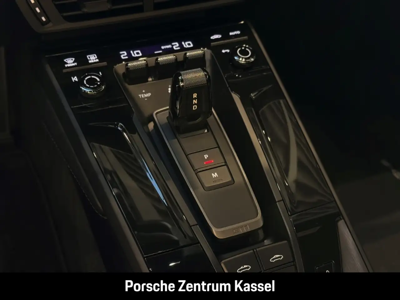 Porsche 992 911 15