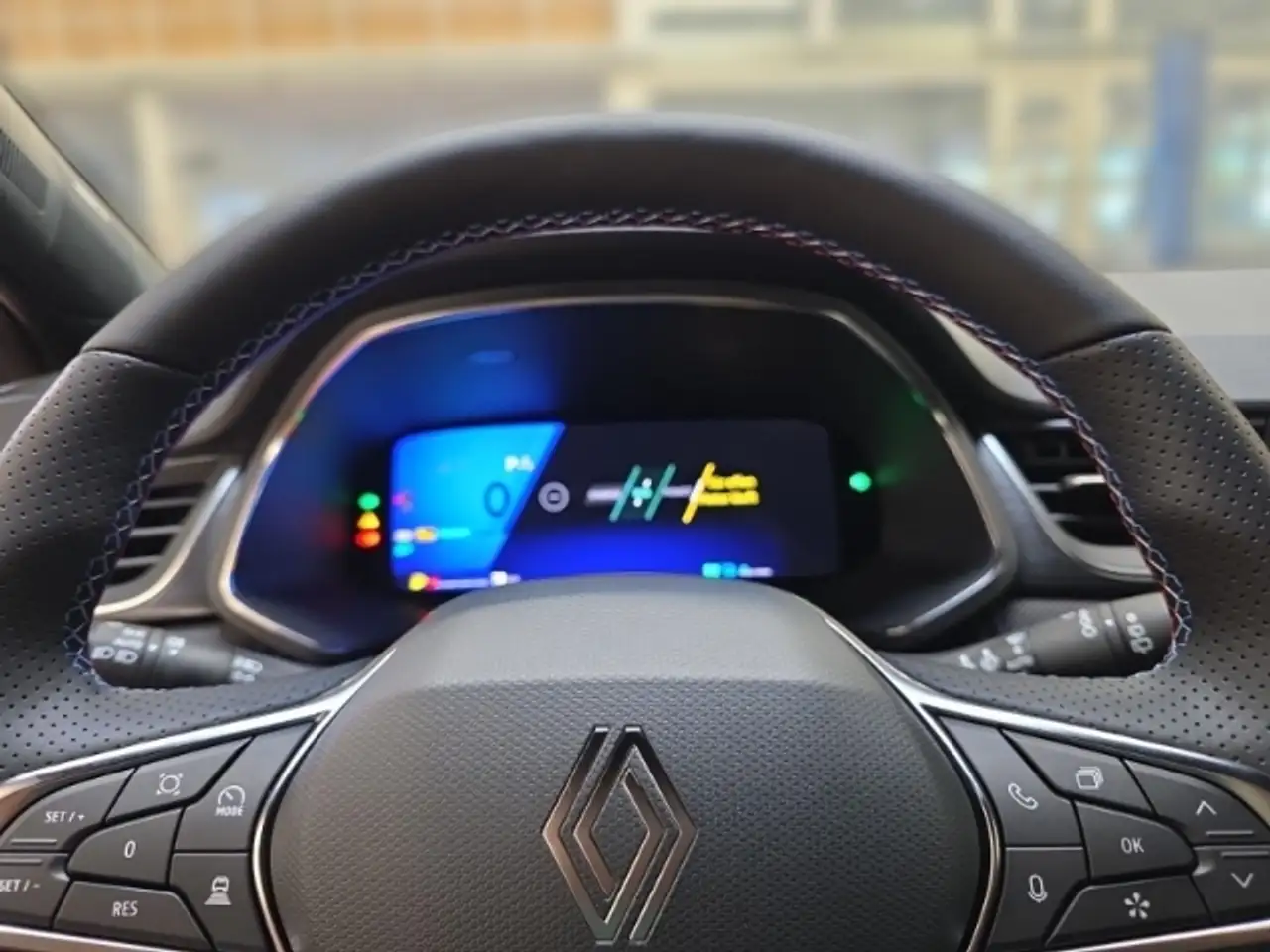 Renault Symbioz 8