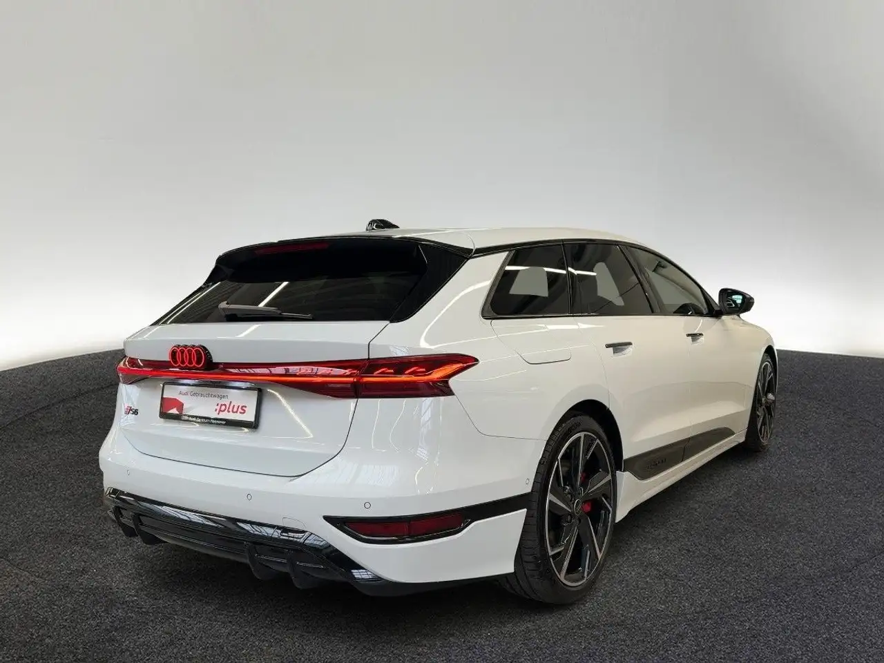 Audi S6 5