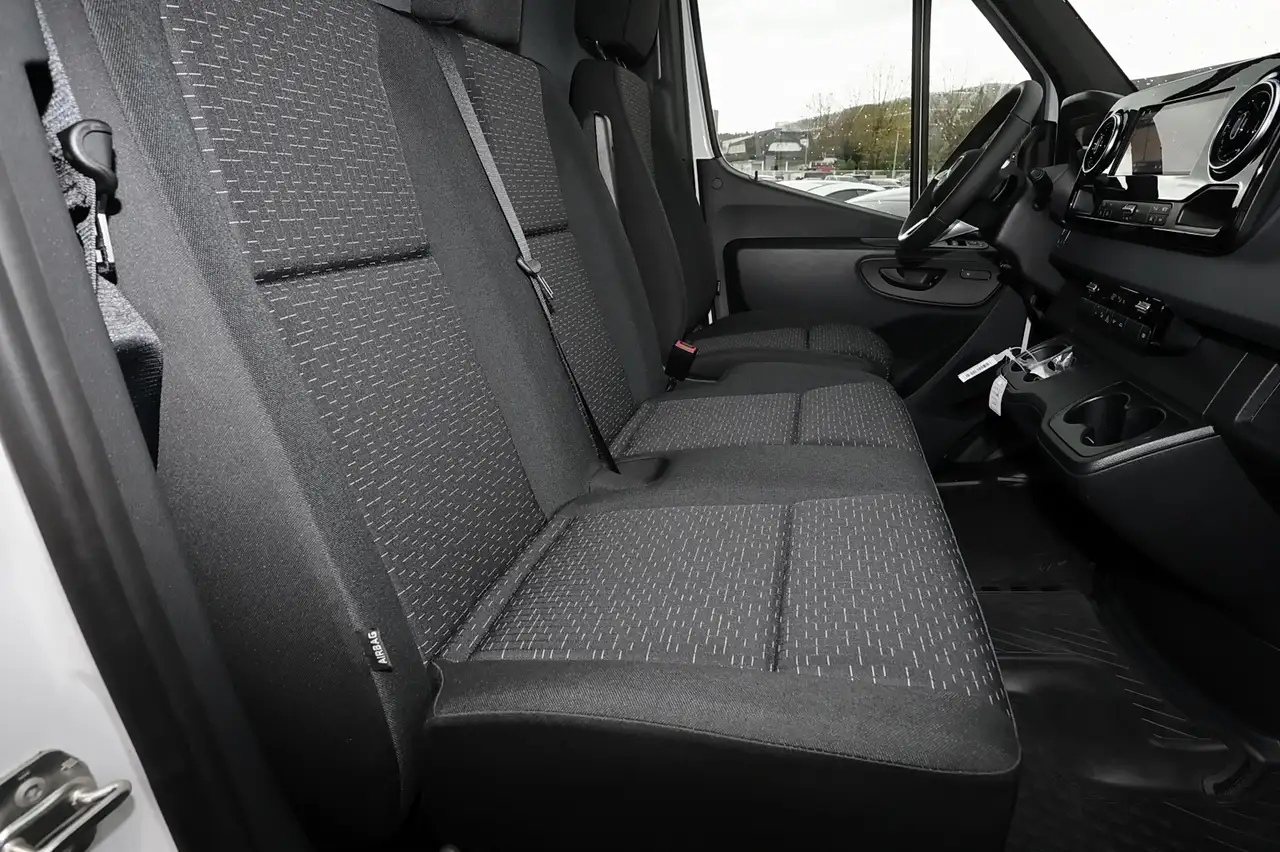 Mercedes-Benz Sprinter 317 4