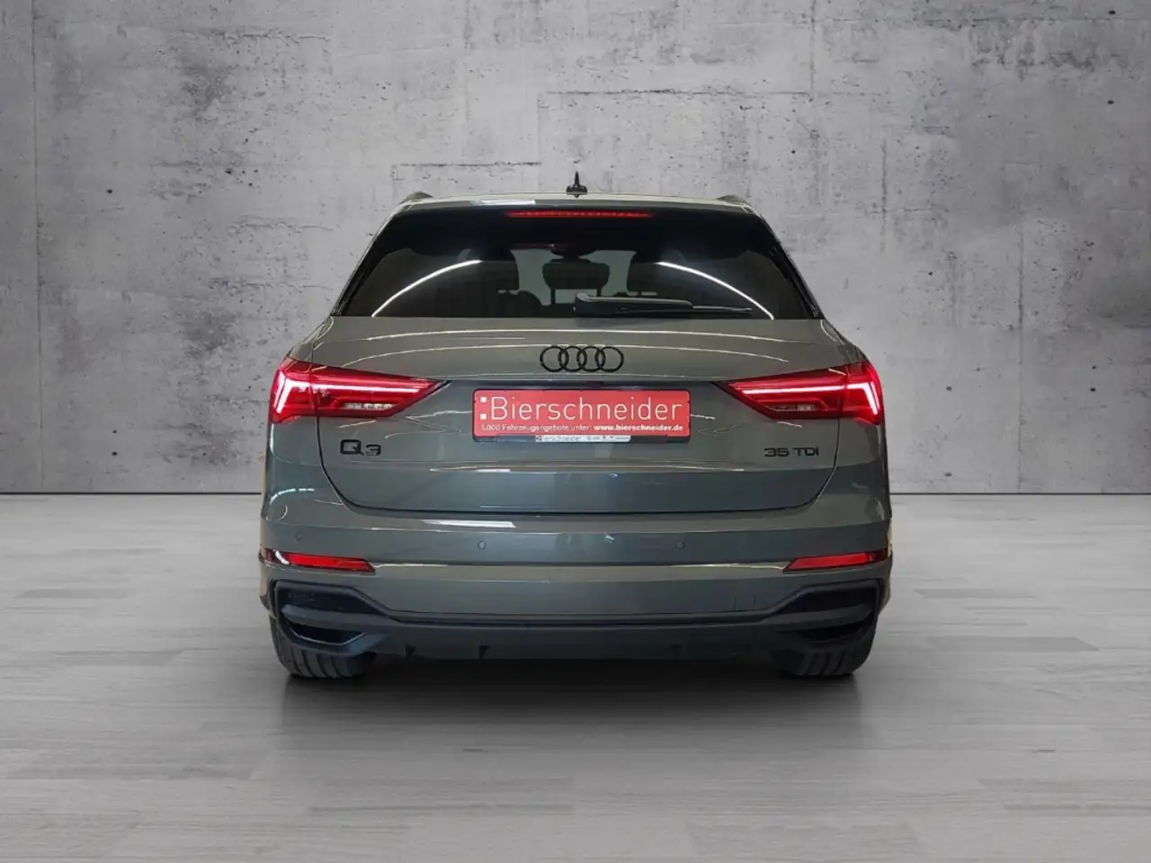 Audi Q3 6