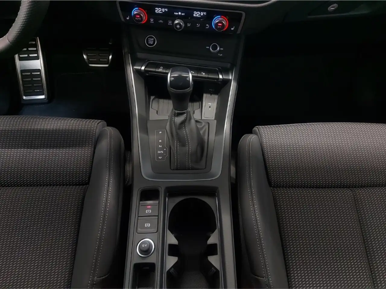 Audi Q3 13