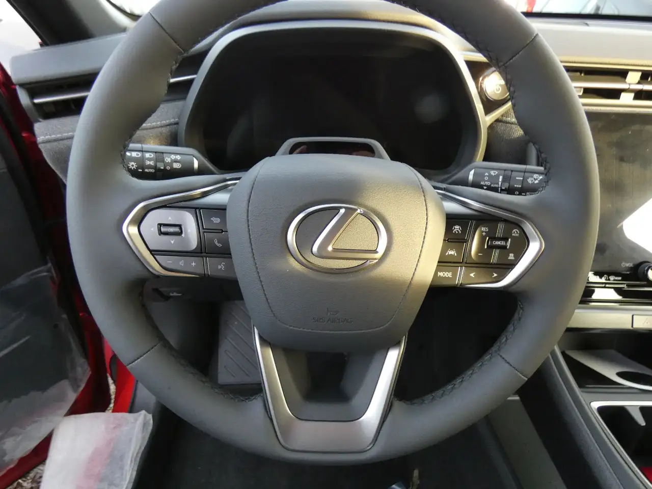 Lexus LBX 7