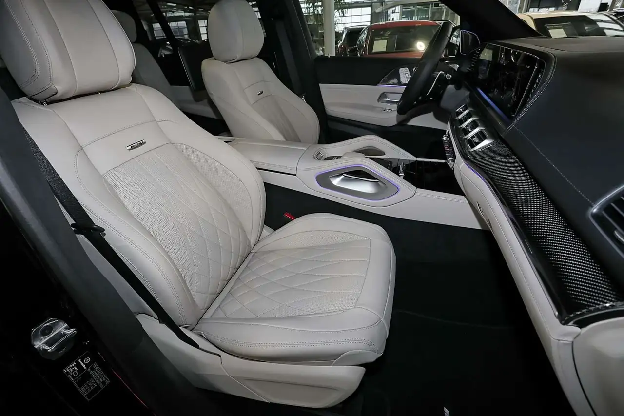 Mercedes-Benz GLS 63 4