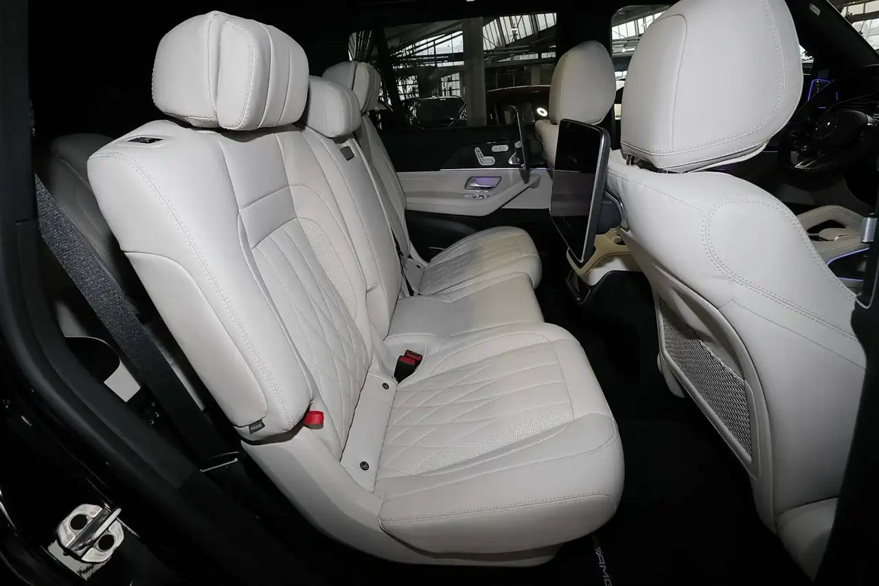 Mercedes-Benz GLS 63 6