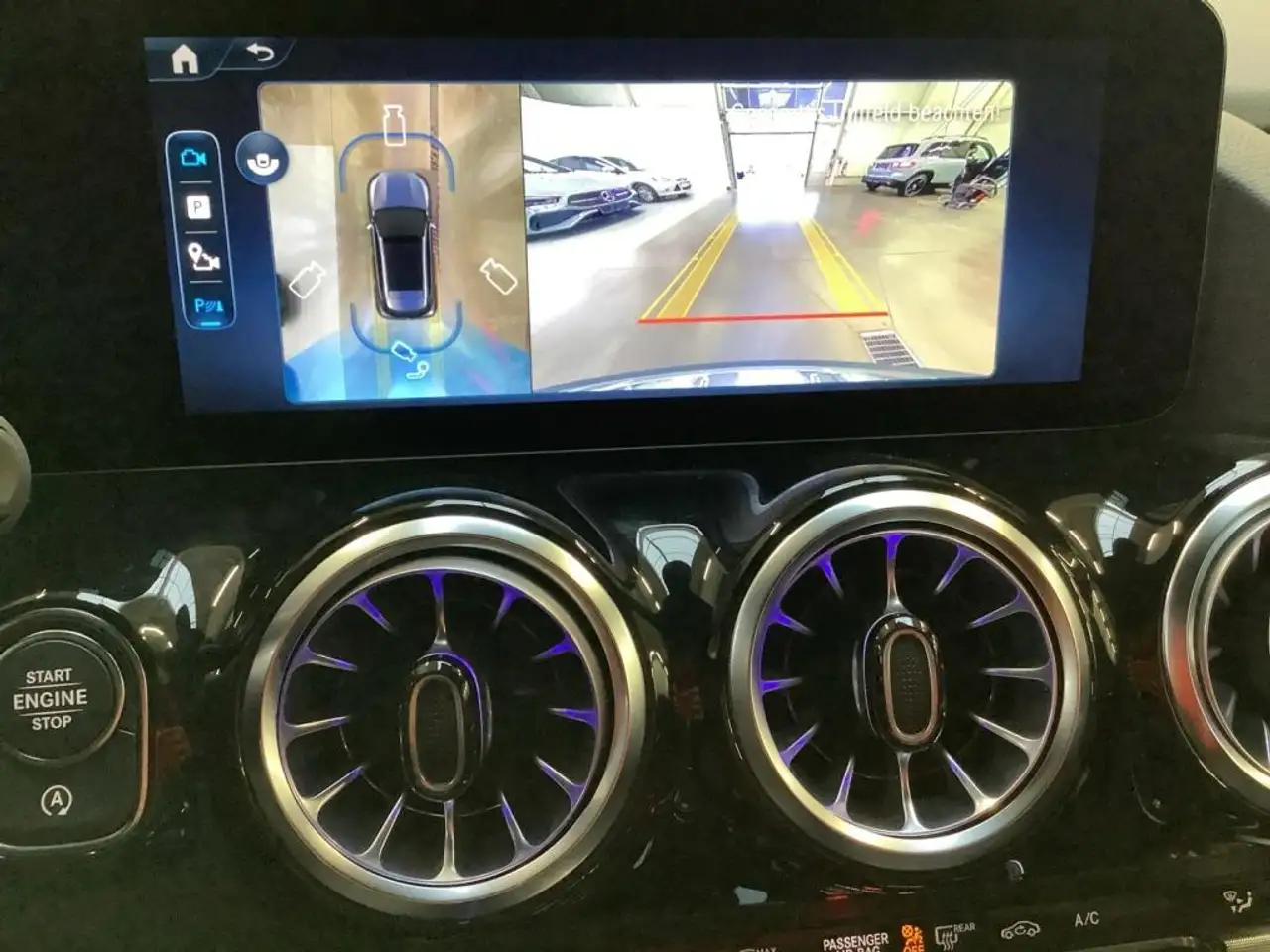 Mercedes-Benz GLA 200 11