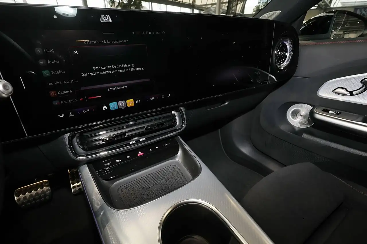 Mercedes-Benz CLA 200 9