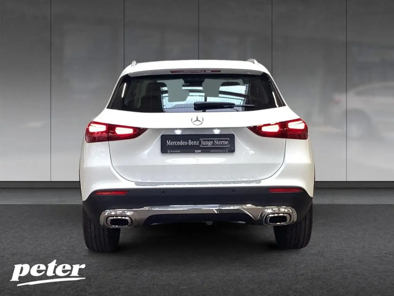Mercedes-Benz GLA 180 4