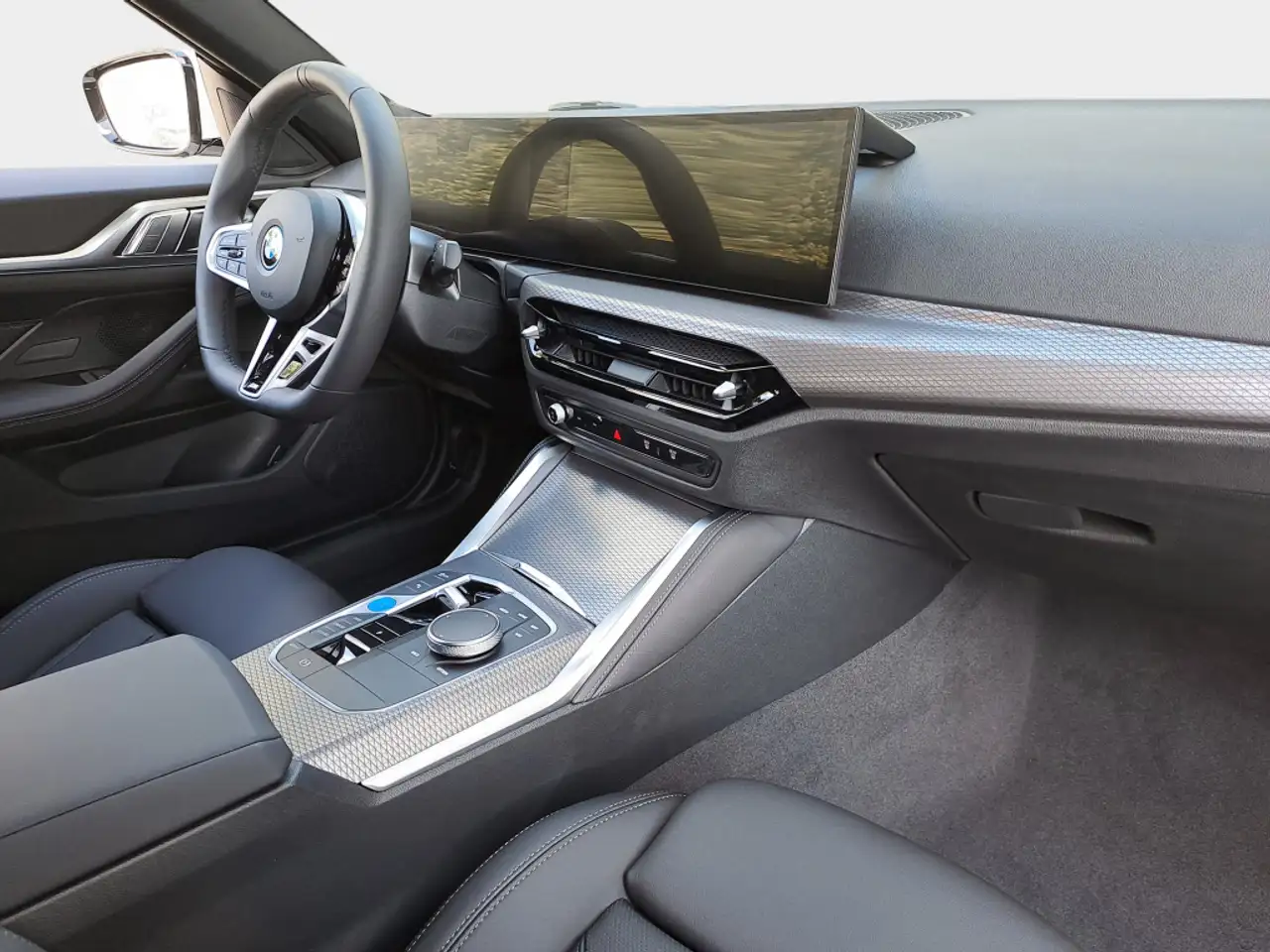 BMW i4 13