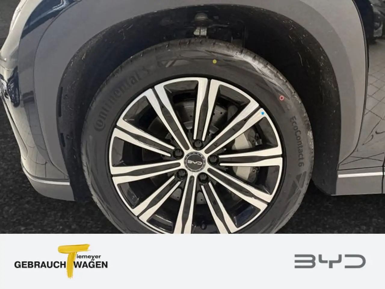 BYD Sealion 7 8