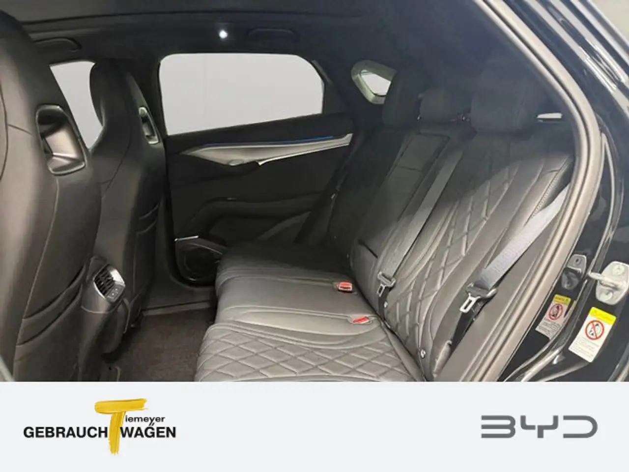 BYD Sealion 7 10