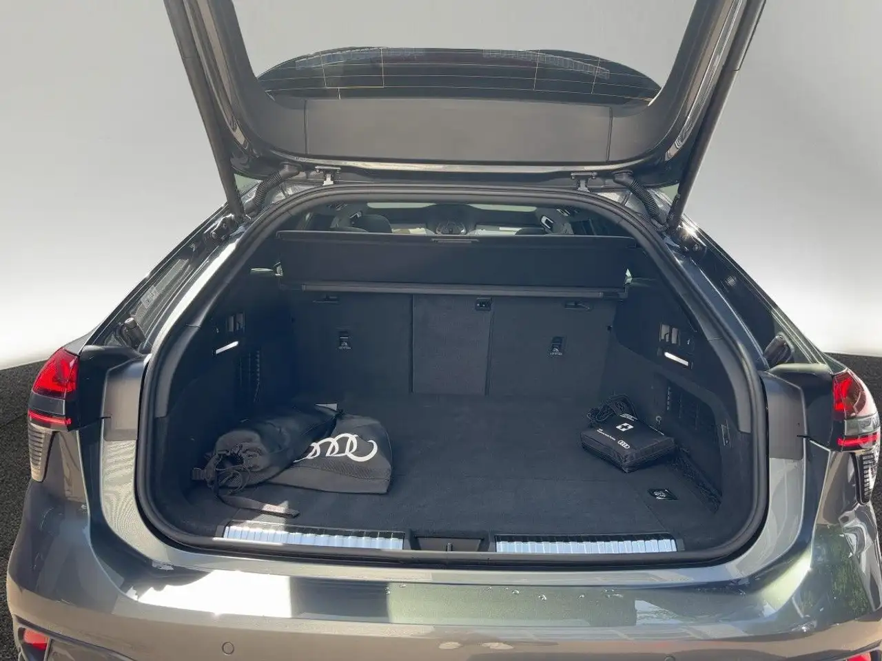Audi A6 6