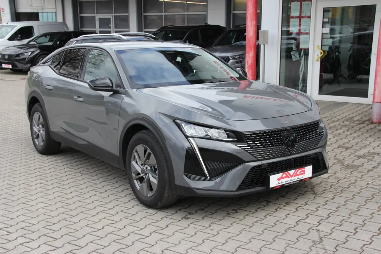 Peugeot 408 7