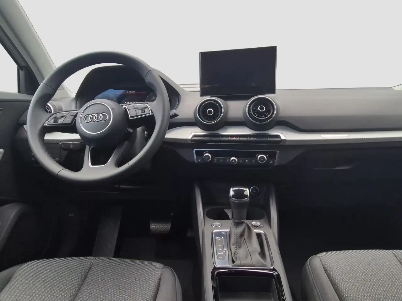 Audi Q2 14