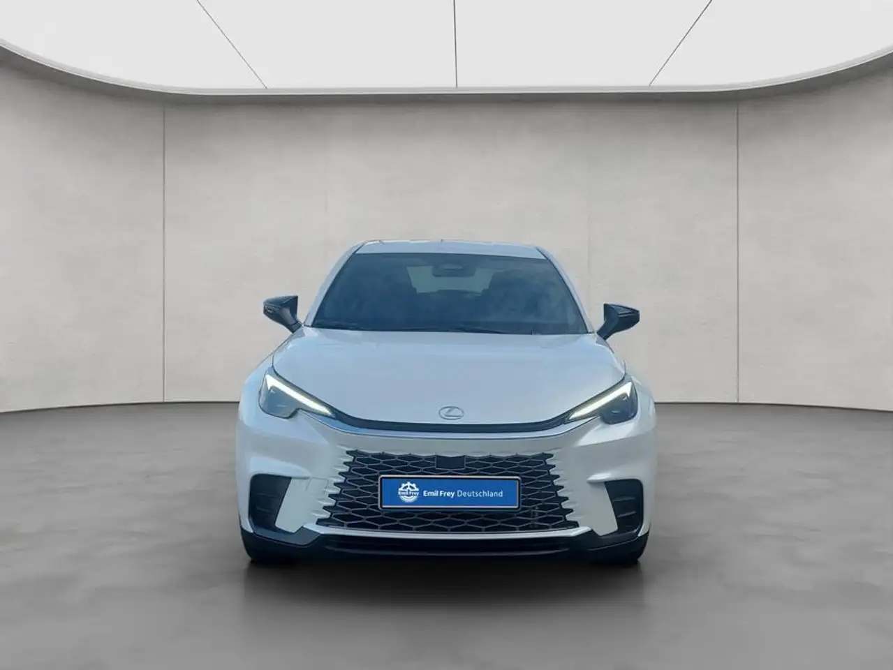 Lexus LBX 9