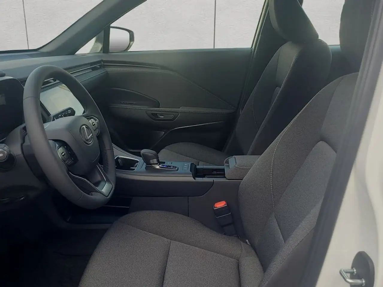 Lexus LBX 10