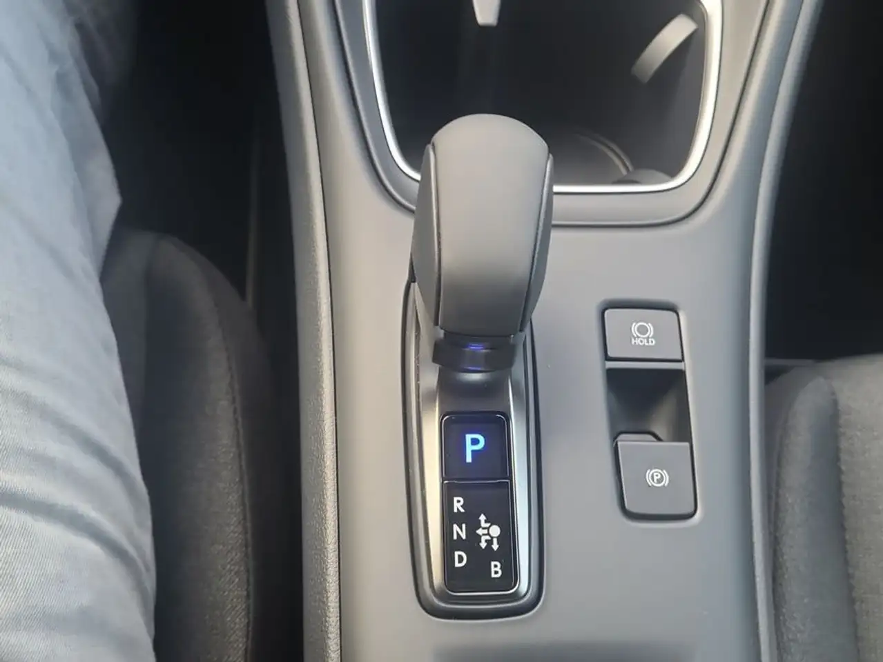 Lexus LBX 15
