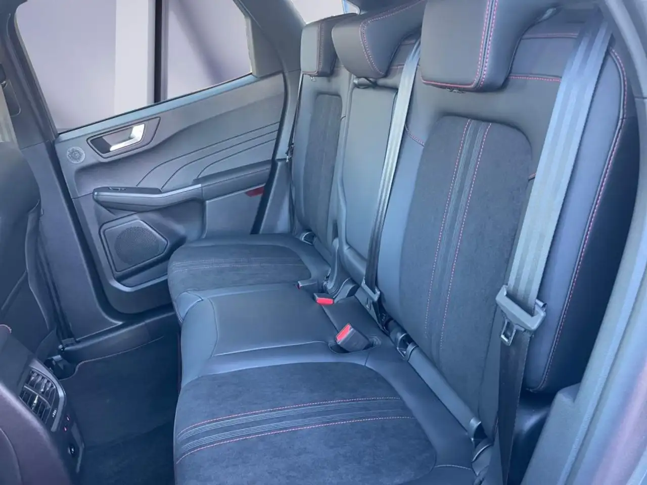 Ford Kuga 9