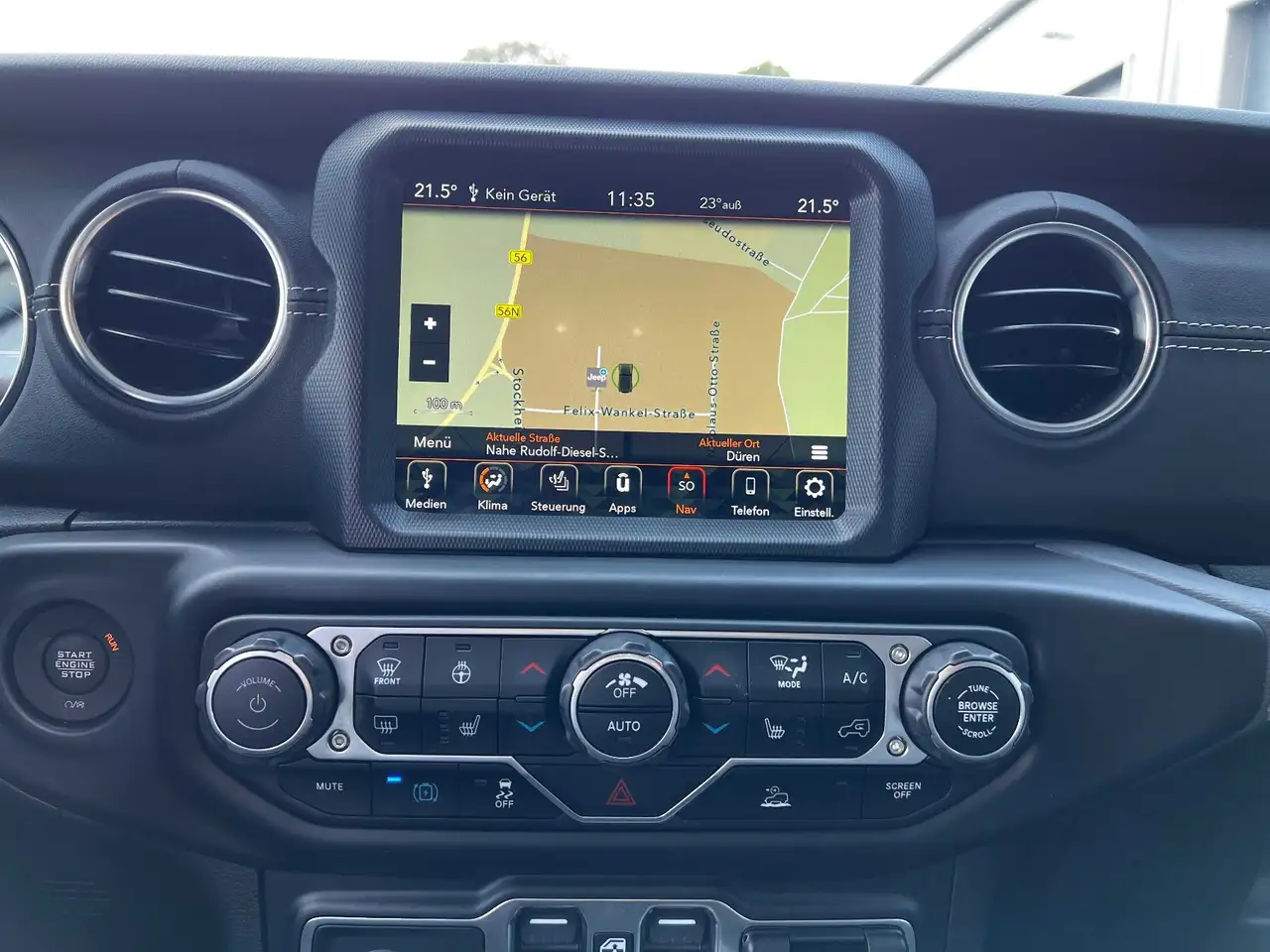 Jeep Wrangler 11