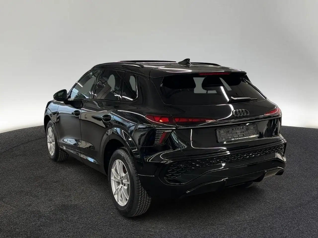 Audi Q3 4