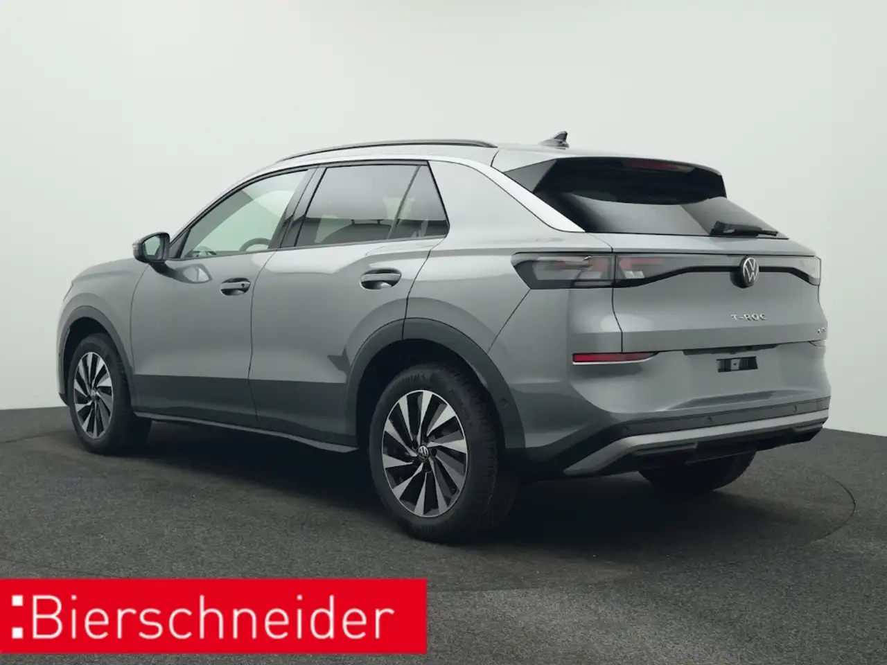 Volkswagen T-Roc 3