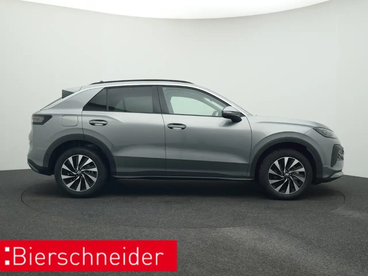 Volkswagen T-Roc 6