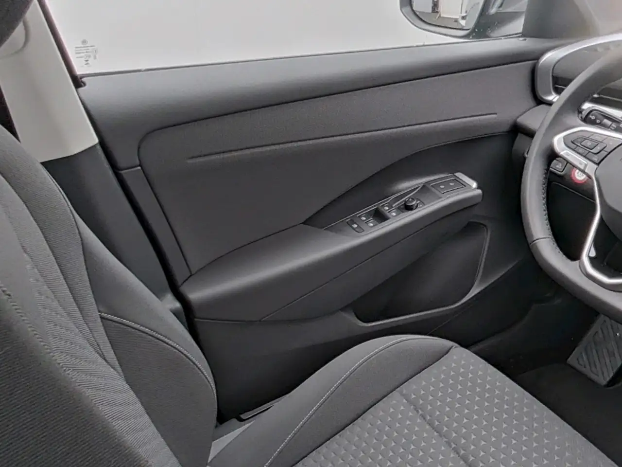 Volkswagen T-Roc 13