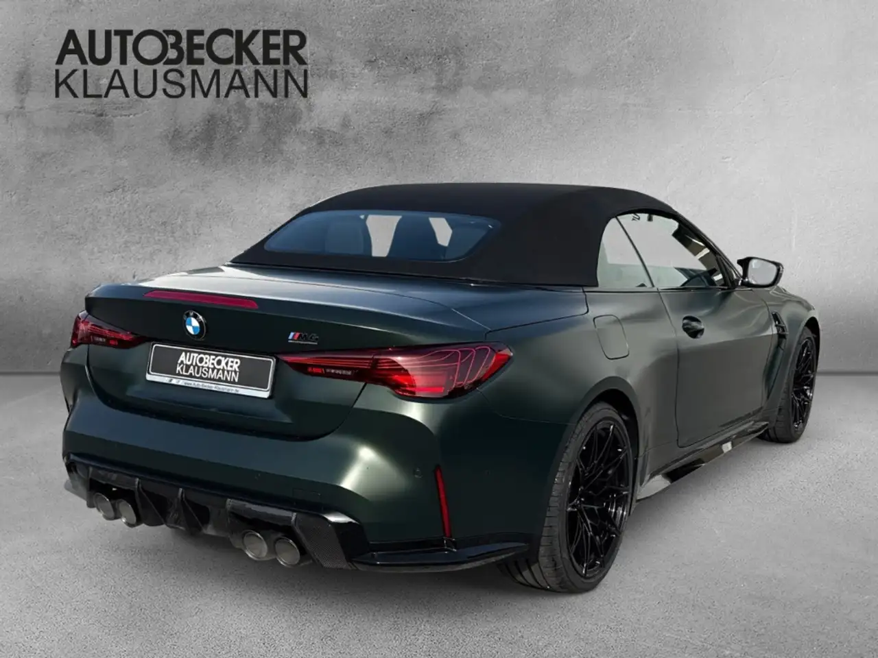 BMW M4 8