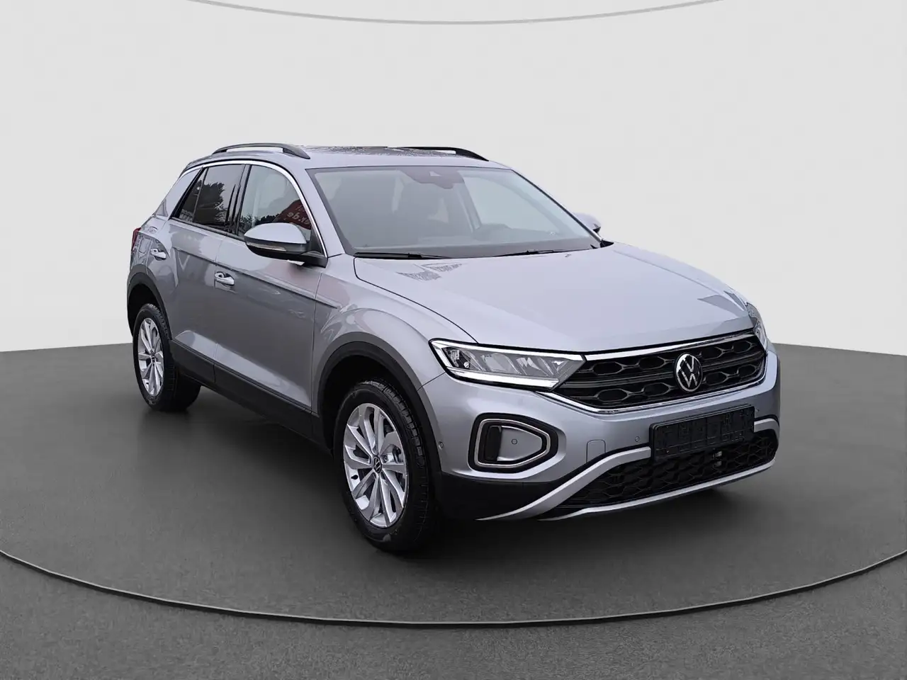 Volkswagen T-Roc 6