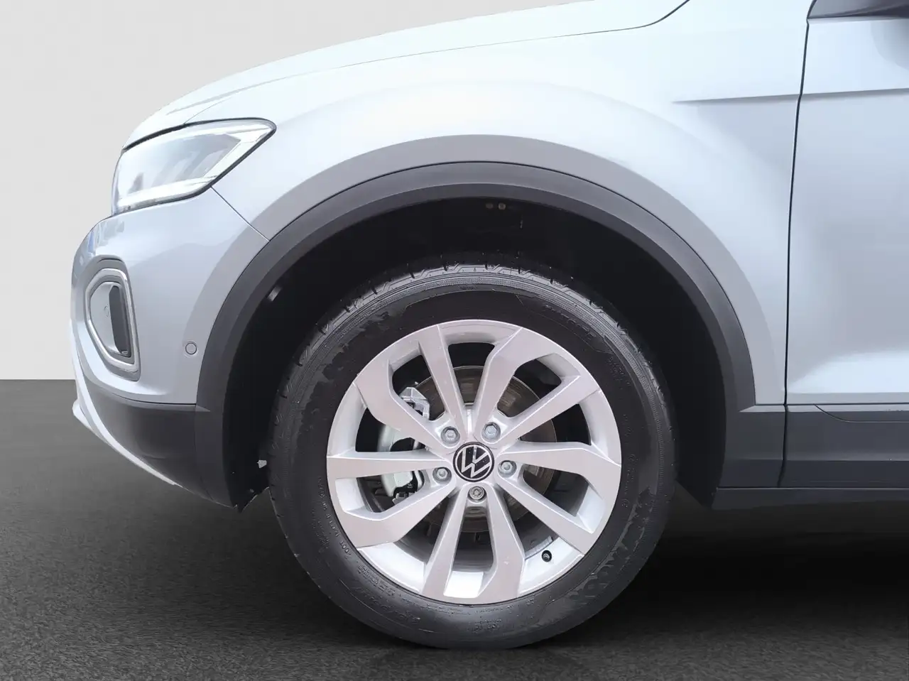 Volkswagen T-Roc 12