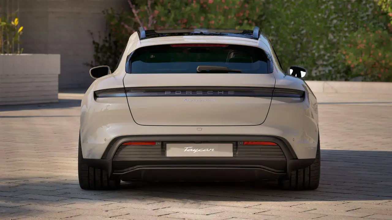 Porsche Taycan 7