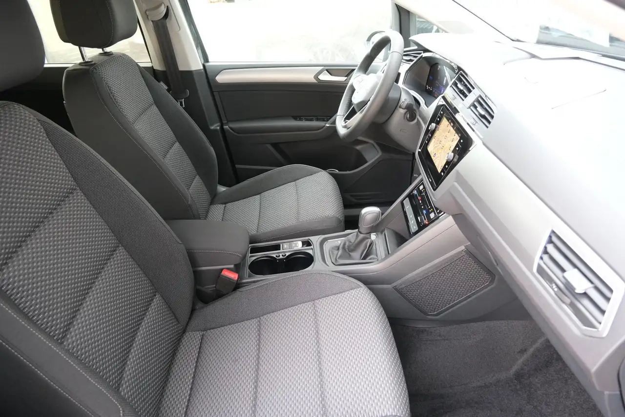 Volkswagen Touran 5