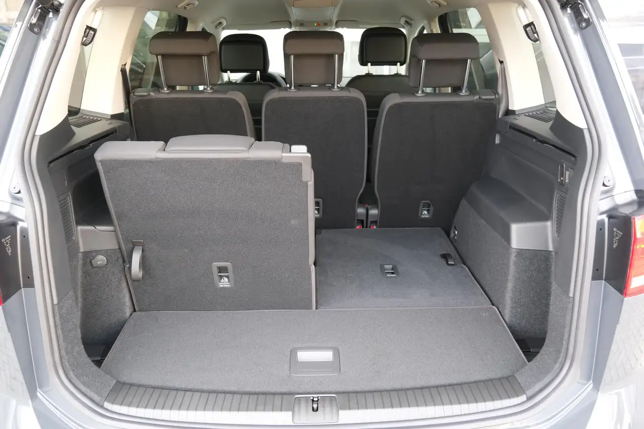 Volkswagen Touran 6