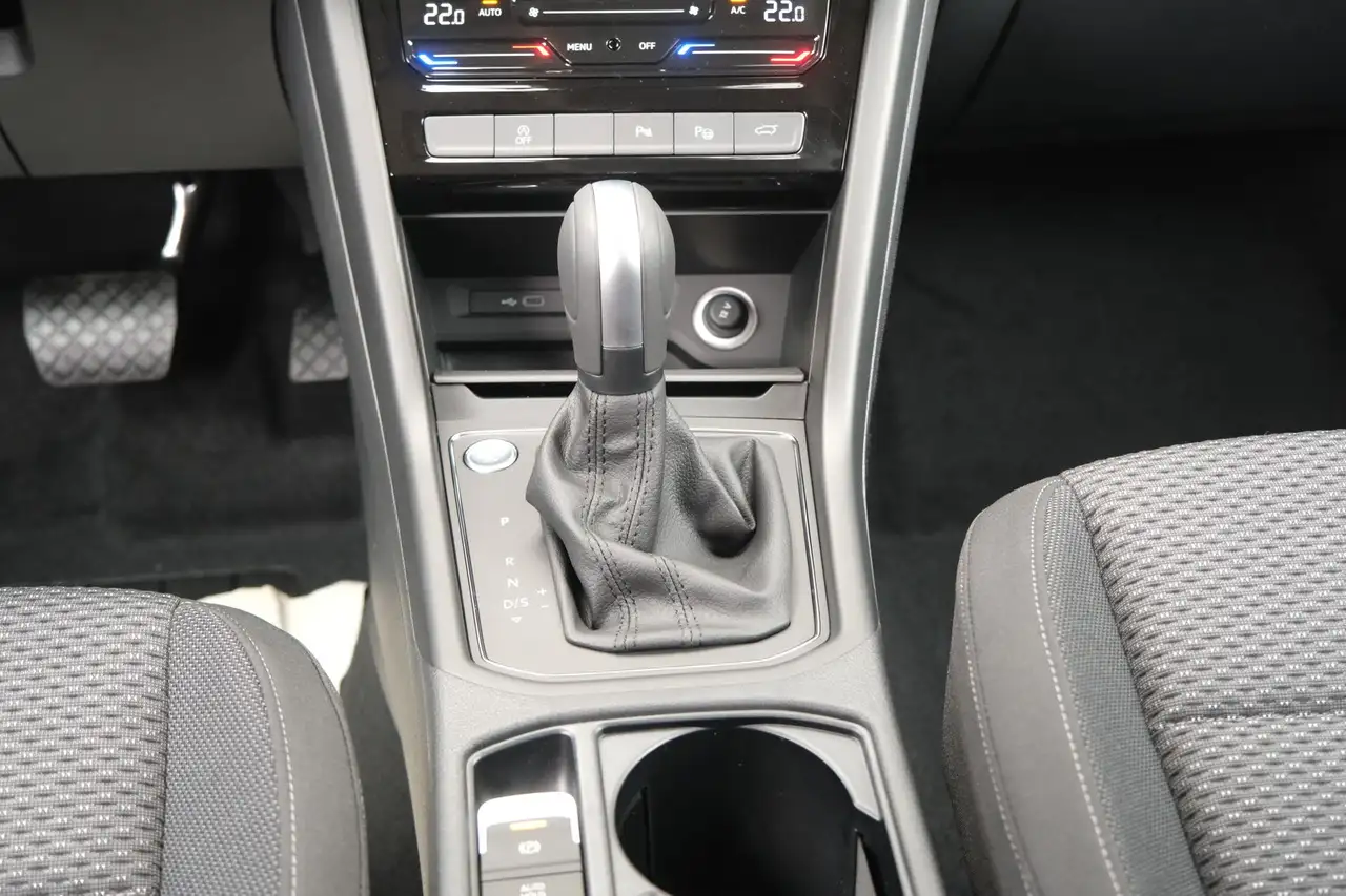 Volkswagen Touran 11