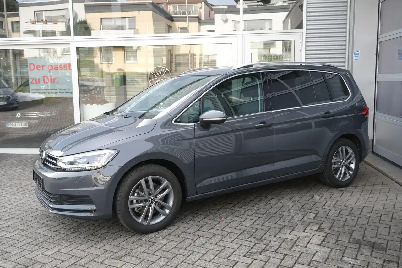 Volkswagen Touran 16