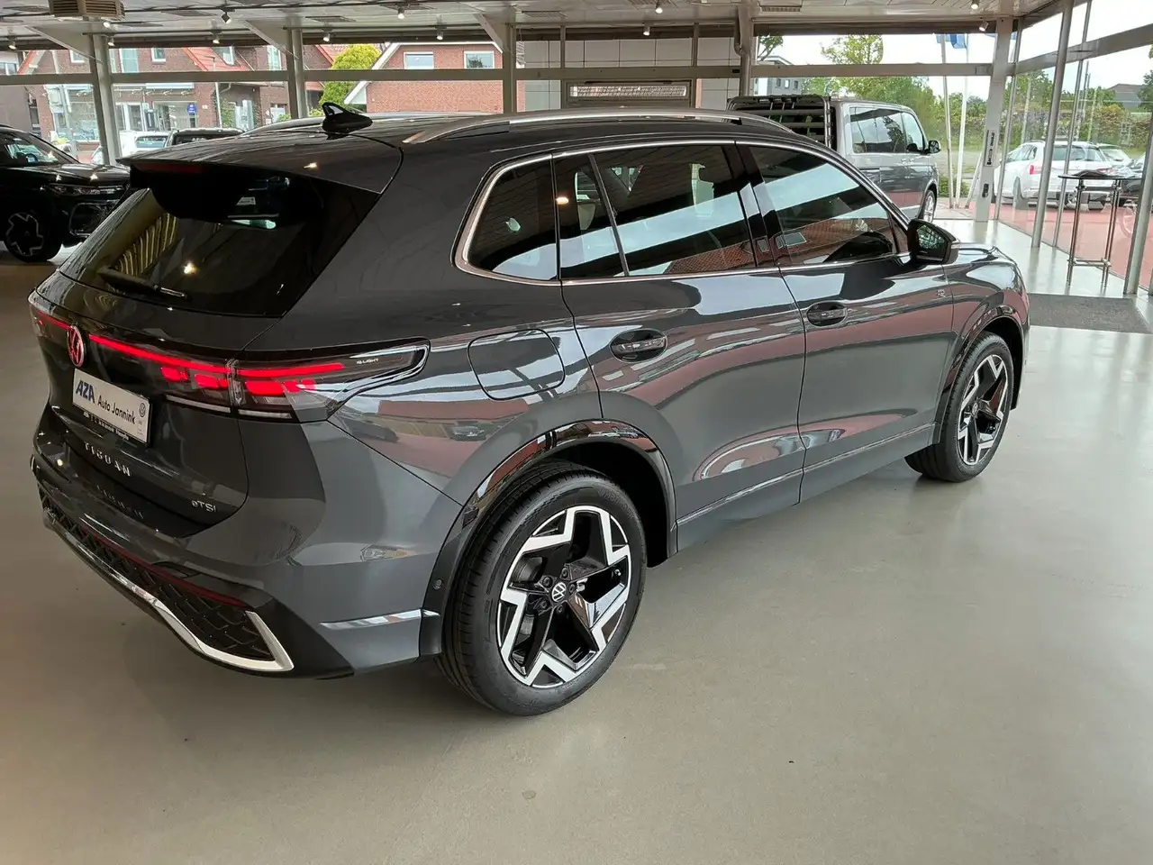 Volkswagen Tiguan 6