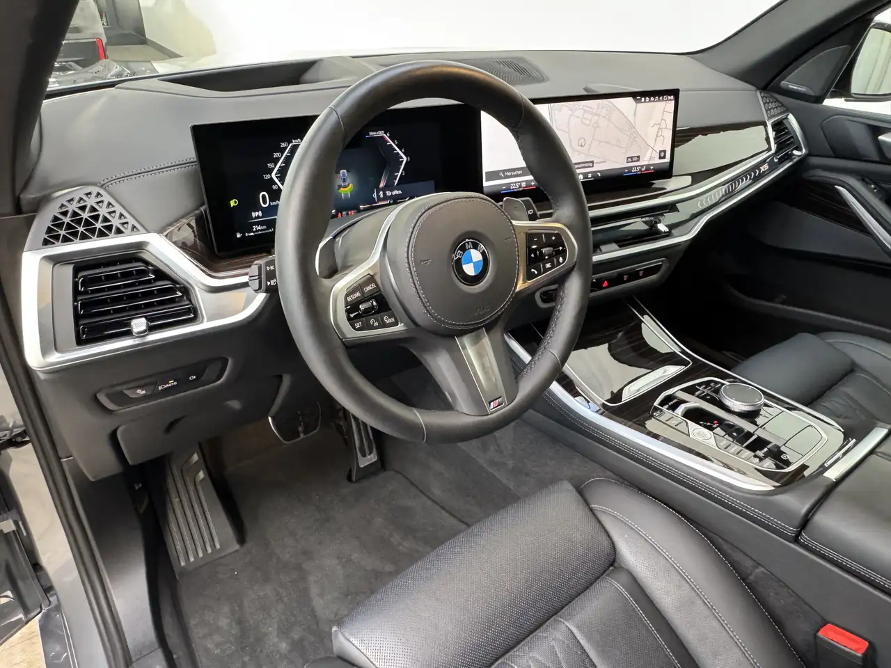 BMW X5 8