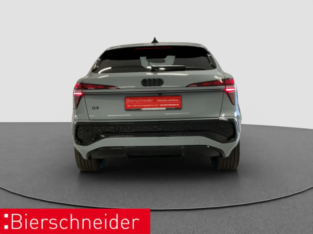 Audi Q3 6