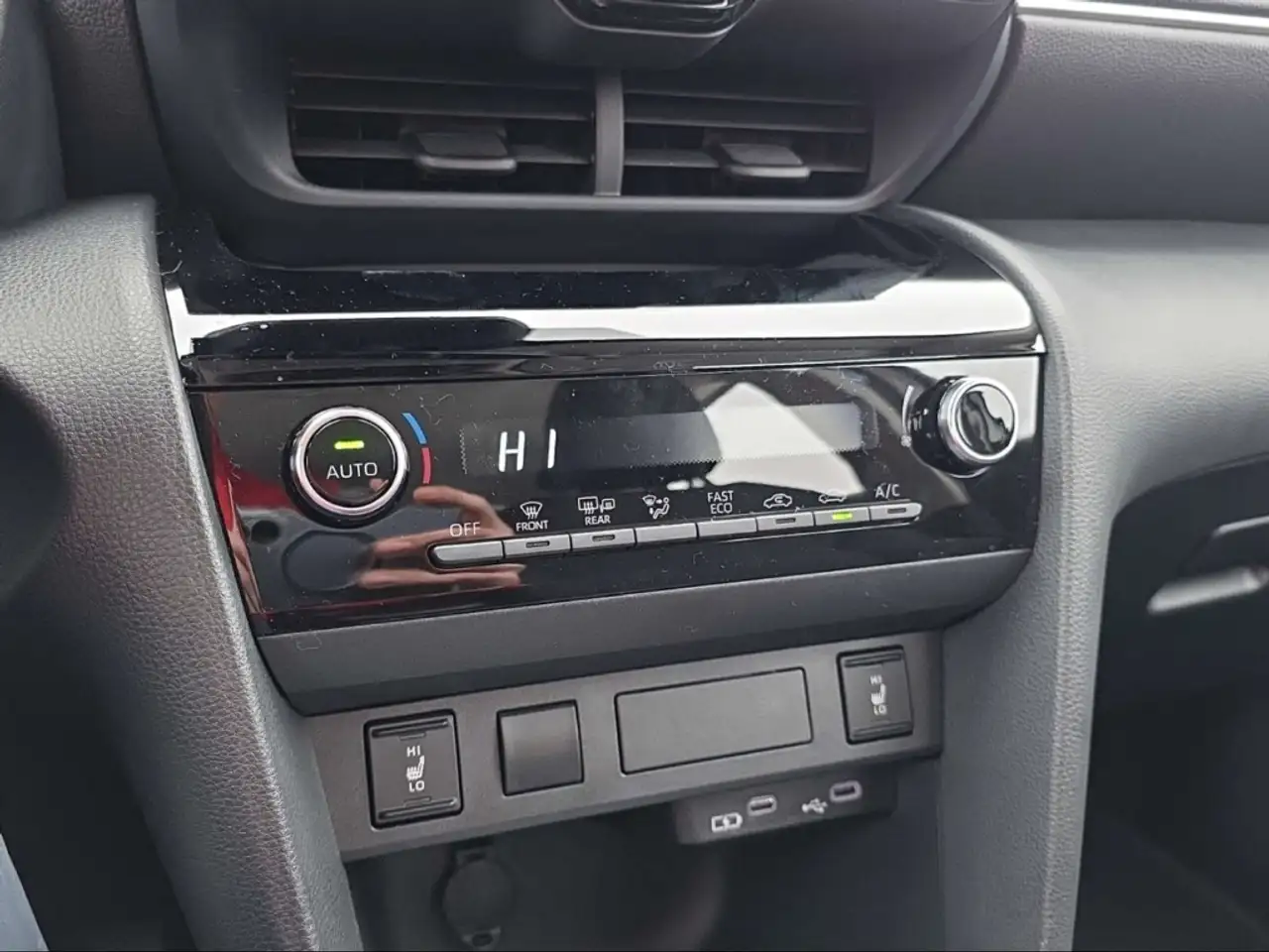 Toyota Yaris 16