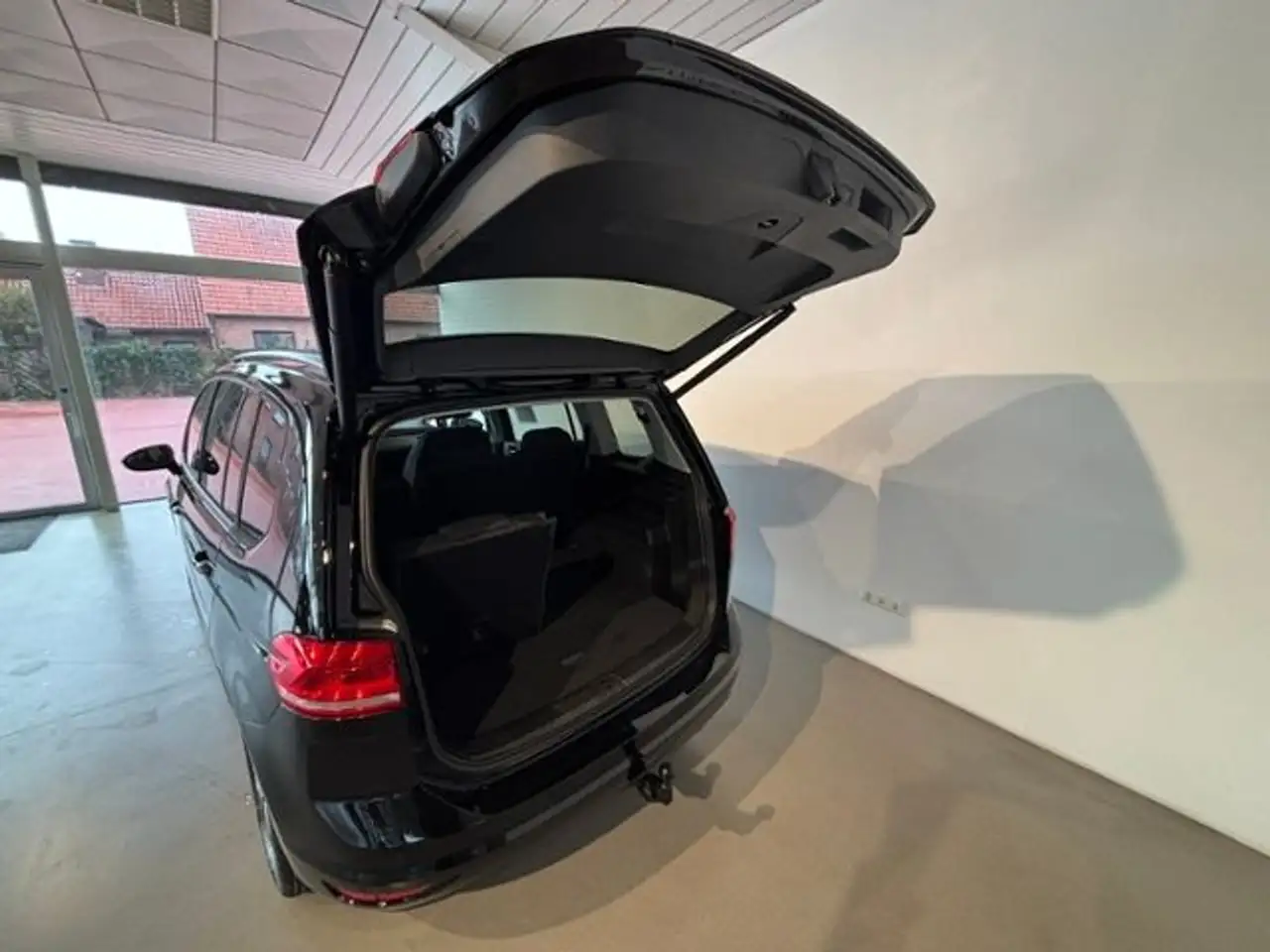 Volkswagen Touran 11