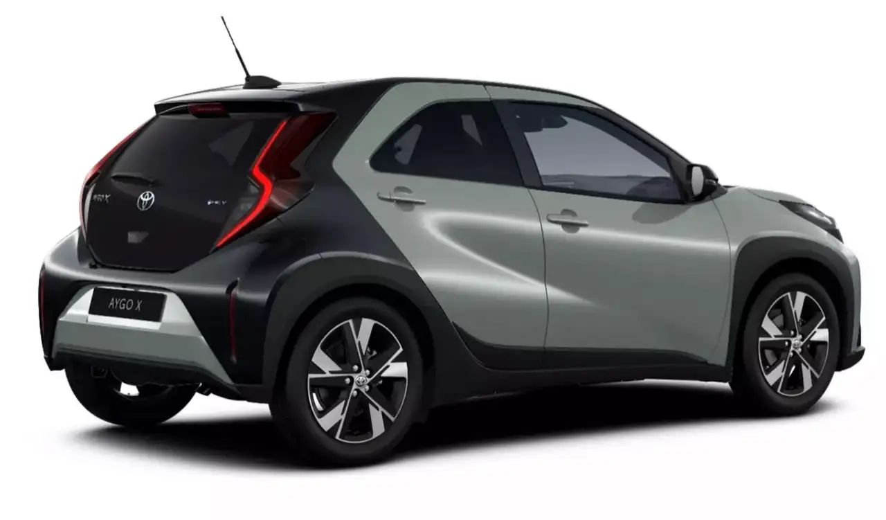 Toyota Aygo X 2