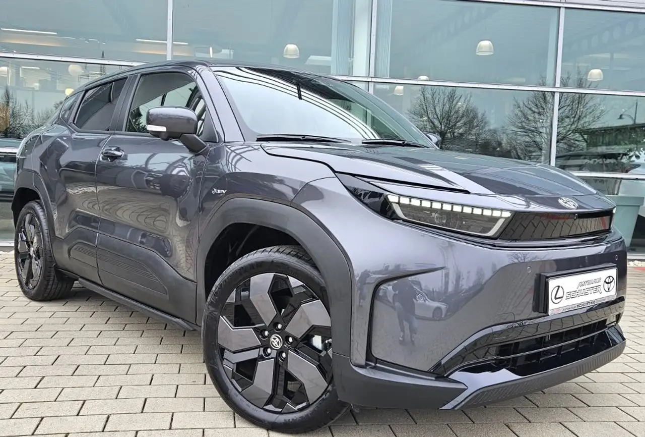 Toyota Urban 2