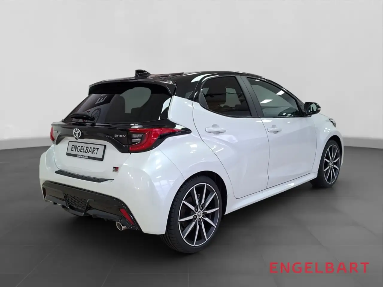 Toyota Yaris 4