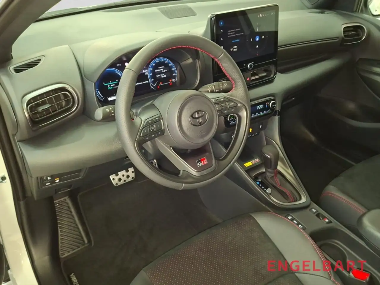 Toyota Yaris 7